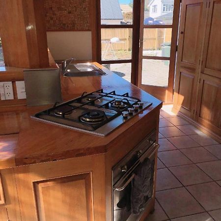 Papanui Road Holiday Home Christchurch Ngoại thất bức ảnh
